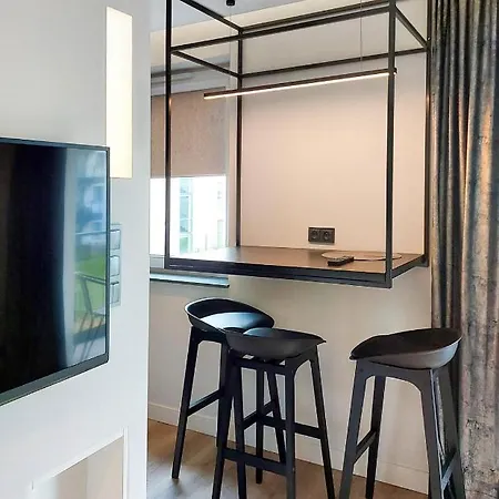 Loft Motlawa White & Black