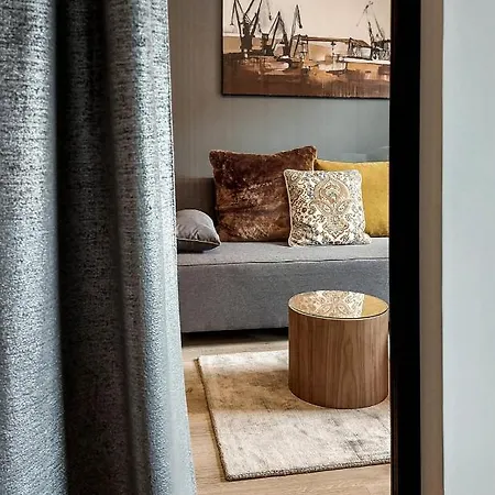 Апартаменты Loft Motlawa White & Black *